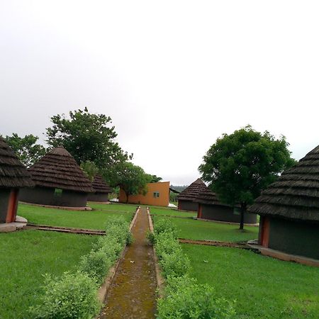 Grassroots Cottages Murchsion Falls Purongo Esterno foto